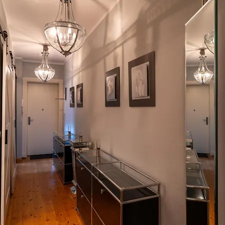 Bevoflats Altbauwohnung Mit Balkon Prenzlauer Berg Berlin